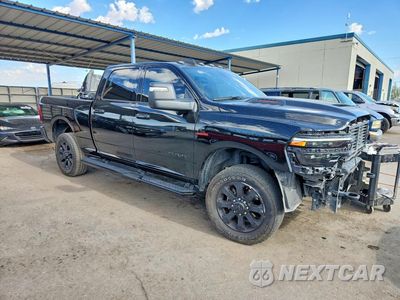 Czwarte zdjęcie samochodu z boku: 2025 RAM 2500 LARAMIE VIN:3C6UR5FL8SG555788 - miniatura