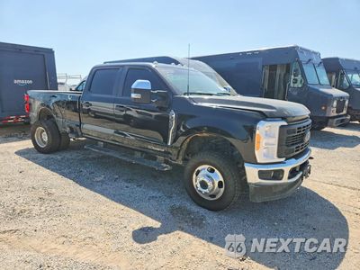 Czwarte zdjęcie samochodu z boku: 2024 FORD F350 SUPER DUTY VIN:1FT8W3DT5RED58721 - miniatura