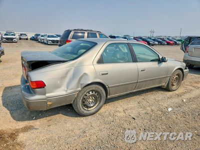 Trzecie zdjęcie samochodu z tyłu: 2001 TOYOTA CAMRY LE VIN:JT2BG28K910597455 - miniatura