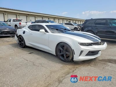 Czwarte zdjęcie samochodu z boku: 2017 CHEVROLET CAMARO LT VIN:1G1FB1RX7H0182648 - miniatura