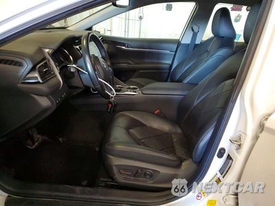 Zdjęcie 7 z 12 samochodu: 2019 TOYOTA CAMRY HYBRID XLE VIN:4T1B21HKXKU514041 - miniatura
