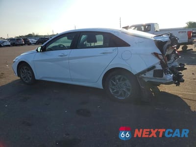 Drugie zdjęcie samochodu z przodu: 2024 HYUNDAI ELANTRA SEL VIN:KMHLM4DG5RU637175 - miniatura