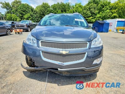 Piąte zdjęcie samochodu w środku: 2011 CHEVROLET TRAVERSE LTZ VIN:1GNKVLEDXBJ120271 - miniatura