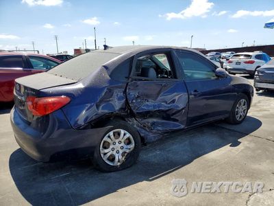 Trzecie zdjęcie samochodu z tyłu: 2010 HYUNDAI ELANTRA GLS VIN:KMHDU4AD5AU116962 - miniatura