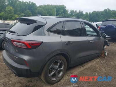 Trzecie zdjęcie samochodu z tyłu: 2025 FORD ESCAPE ST LINE VIN:1FMCU9MN5SUA86778 - miniatura
