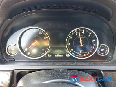 Zdjęcie 9 z 12 samochodu: 2015 BMW 740 I VIN:WBAYA6C50FGK16616 - miniatura