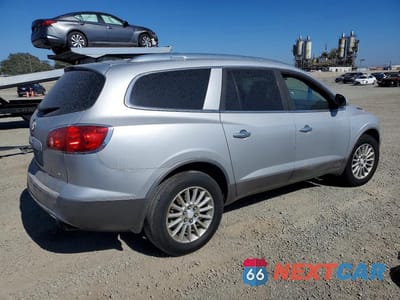 Trzecie zdjęcie samochodu z tyłu: 2010 BUICK ENCLAVE CX VIN:5GALRAED7AJ150284 - miniatura