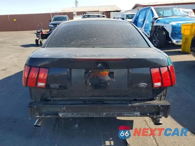 Zdjęcie 6 z 13 samochodu: 2001 FORD MUSTANG GT VIN:1FAFP42X81F245592 - miniatura
