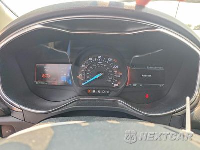 Zdjęcie 9 z 12 samochodu: 2017 FORD FUSION SE VIN:3FA6P0H97HR412099 - miniatura