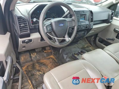 Zdjęcie 8 z 12 samochodu: 2017 FORD F-150 VIN:1FTMF1C87HKE46332 - miniatura