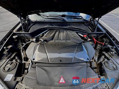 Zdjęcie 10 z 13 samochodu: 2016 BMW X5 M VIN:5YMKT6C52G0R79421 - miniatura