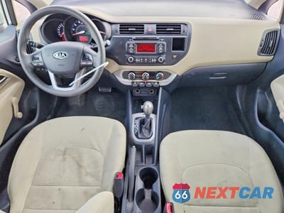 Zdjęcie 8 z 13 samochodu: 2012 KIA RIO LX VIN:KNADM4A37C6061009 - miniatura