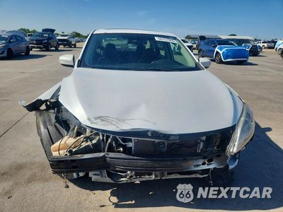 Piąte zdjęcie samochodu w środku: 2014 NISSAN SENTRA SL VIN:3N1AB7AP8EY307645 - miniatura
