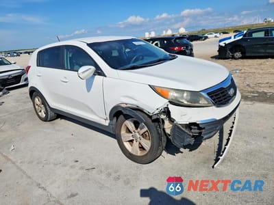 Czwarte zdjęcie samochodu z boku: 2013 KIA SPORTAGE LX VIN:KNDPB3A25D7440755 - miniatura