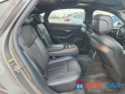 Zdjęcie 10 z 12 samochodu: 2019 AUDI A8 L VIN:WAU8DAF86KN016314 - miniatura