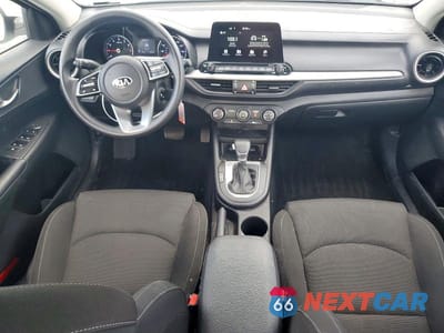 Zdjęcie 8 z 12 samochodu: 2021 KIA FORTE LXS VIN:3KPF24AD1ME392254 - miniatura