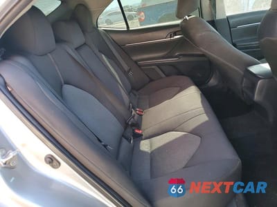 Zdjęcie 10 z 12 samochodu: 2019 TOYOTA CAMRY LE VIN:4T1B11HK6KU770843 - miniatura