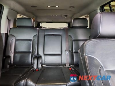 Zdjęcie 10 z 13 samochodu: 2015 CHEVROLET SUBURBAN K1500 LT VIN:1GNSKJKC9FR726984 - miniatura
