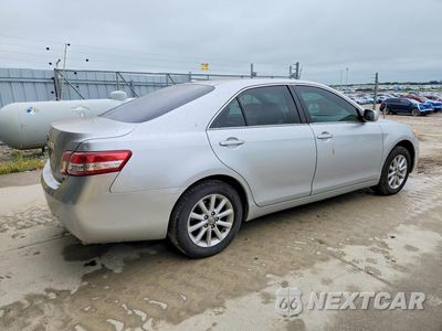 Trzecie zdjęcie samochodu z tyłu: 2011 TOYOTA CAMRY XLE VIN:4T4BF3EK3BR135084 - miniatura