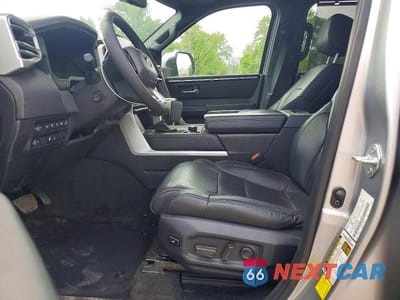 Zdjęcie 7 z 14 samochodu: 2025 TOYOTA SEQUOIA PLATINUM VIN:7SVAAABAXSX065581 - miniatura