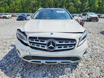 Piąte zdjęcie samochodu w środku: 2019 MERCEDES-BENZ GLA 250 4MATIC VIN:WDCTG4GB9KU009924 - miniatura