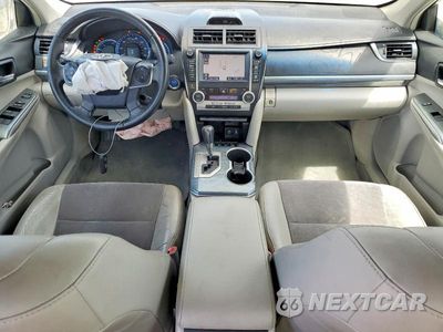 Zdjęcie 8 z 12 samochodu: 2012 TOYOTA CAMRY HYBRID XLE VIN:4T1BD1FKXCU003184 - miniatura