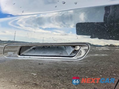 Zdjęcie 7 z 11 samochodu: 2024 BMW 740 I VIN:WBA23EH08RCS25938 - miniatura