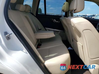 Zdjęcie 10 z 12 samochodu: 2015 MERCEDES-BENZ GLK 350 VIN:WDCGG5HB3FG382242 - miniatura