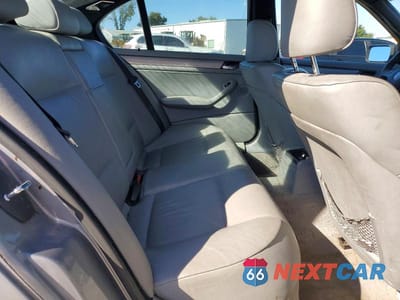 Zdjęcie 10 z 12 samochodu: 2004 BMW 330 I VIN:WBAEV53414KM33935 - miniatura