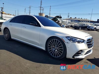 Czwarte zdjęcie samochodu z boku: 2023 MERCEDES-BENZ S 580 4MATIC VIN:W1K6G7GB3PA203674 - miniatura
