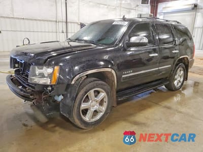 2014 CHEVROLET TAHOE K1500 LTZ 1GNSKCE02ER129834 - główne zdjęcie licytacji z USA - miniatura