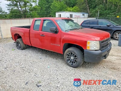 Czwarte zdjęcie samochodu z boku: 2009 CHEVROLET SILVERADO C1500 VIN:1GCEC19X39Z136909 - miniatura
