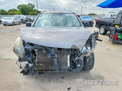 Piąte zdjęcie samochodu w środku: 2015 NISSAN ROGUE SELECT S VIN:JN8AS5MV7FW253585 - miniatura