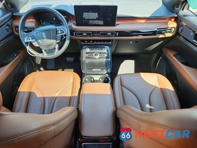 Zdjęcie 8 z 12 samochodu: 2023 LINCOLN NAUTILUS RESERVE VIN:2LMPJ8K93PBL22470 - miniatura