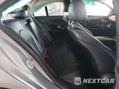 Zdjęcie 10 z 12 samochodu: 2016 MERCEDES-BENZ C 300 VIN:55SWF4JB2GU130372 - miniatura