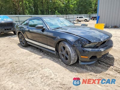 Czwarte zdjęcie samochodu z boku: 2011 FORD MUSTANG VIN:1ZVBP8AM6B5162805 - miniatura
