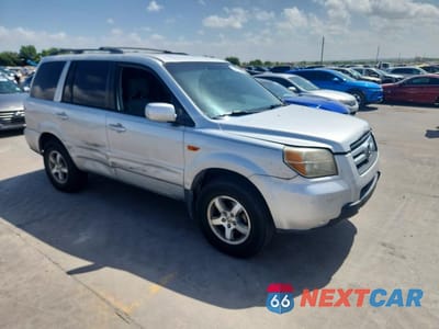 Czwarte zdjęcie samochodu z boku: 2007 HONDA PILOT EX VIN:5FNYF284X7B003648 - miniatura