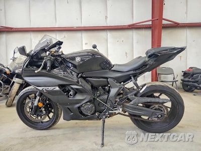 Trzecie zdjęcie samochodu z tyłu: 2024 YAMAHA YZFR7 VIN:JYARM38E6RA009317 - miniatura