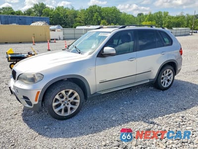 2011 BMW X5 XDRIVE35I 5UXZV4C57BL407675 - główne zdjęcie licytacji z USA - miniatura