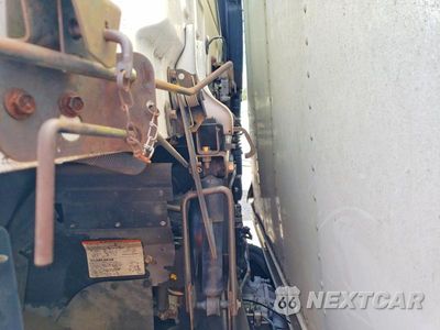 Zdjęcie 10 z 13 samochodu: 2005 UD UD2600 BOX TRUCK VIN:JNAPA80H45AK50538 - miniatura