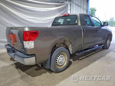 Trzecie zdjęcie samochodu z tyłu: 2011 TOYOTA TUNDRA DOUBLE CAB SR5 VIN:5TFUM5F18BX024270 - miniatura