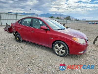 Czwarte zdjęcie samochodu z boku: 2007 HYUNDAI ELANTRA GLS VIN:KMHDU46D57U091742 - miniatura