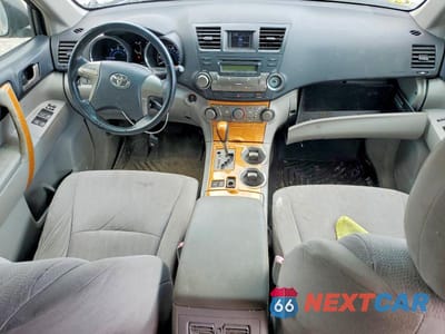 Zdjęcie 8 z 14 samochodu: 2010 TOYOTA HIGHLANDER HYBRID VIN:JTEBW3EH4A2043054 - miniatura