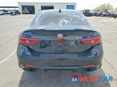 Zdjęcie 6 z 12 samochodu: 2019 ALFA ROMEO GIULIA VIN:ZARFAMAN2K7622365 - miniatura