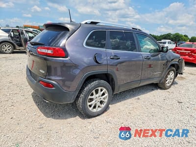 Trzecie zdjęcie samochodu z tyłu: 2016 JEEP CHEROKEE LATITUDE VIN:1C4PJMCS8GW214290 - miniatura