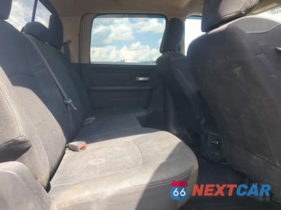 Zdjęcie 10 z 12 samochodu: 2019 RAM 2500 TRADESMAN VIN:3C6UR5CJ3KG676778 - miniatura
