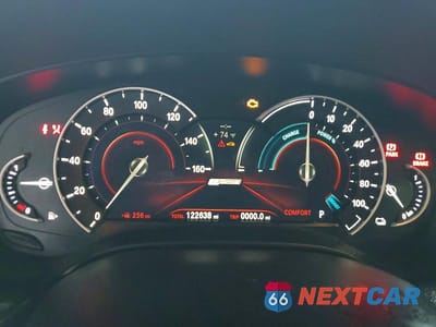 Zdjęcie 9 z 12 samochodu: 2018 BMW 530E VIN:WBAJA9C59JB033577 - miniatura