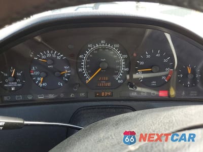 Zdjęcie 9 z 12 samochodu: 1996 MERCEDES-BENZ SL 500 VIN:WDBFA67F9TF133697 - miniatura