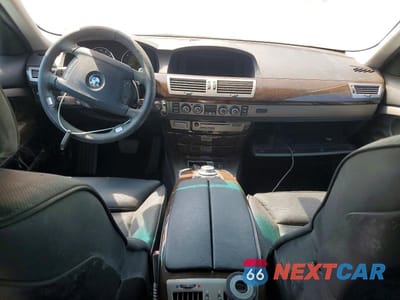 Zdjęcie 8 z 12 samochodu: 2008 BMW 750 LI VIN:WBAHN83528DT87565 - miniatura