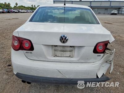 Zdjęcie 6 z 12 samochodu: 2010 VOLKSWAGEN JETTA S VIN:3VWJX7AJ5AM040148 - miniatura
